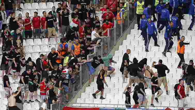 Угорські вболівальники влаштували бійку на стадіоні в Марселі