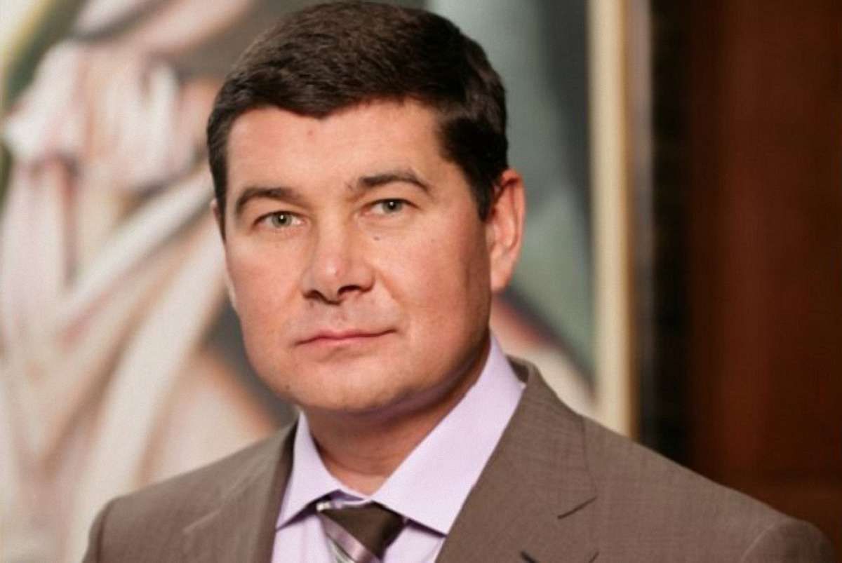 Нардеп Олександр Онищенко прийшов у НАБУ