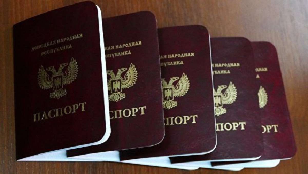 Захарченко похвалився 10 тис. виданих «паспортів ДНР». На черзі - Кобзон