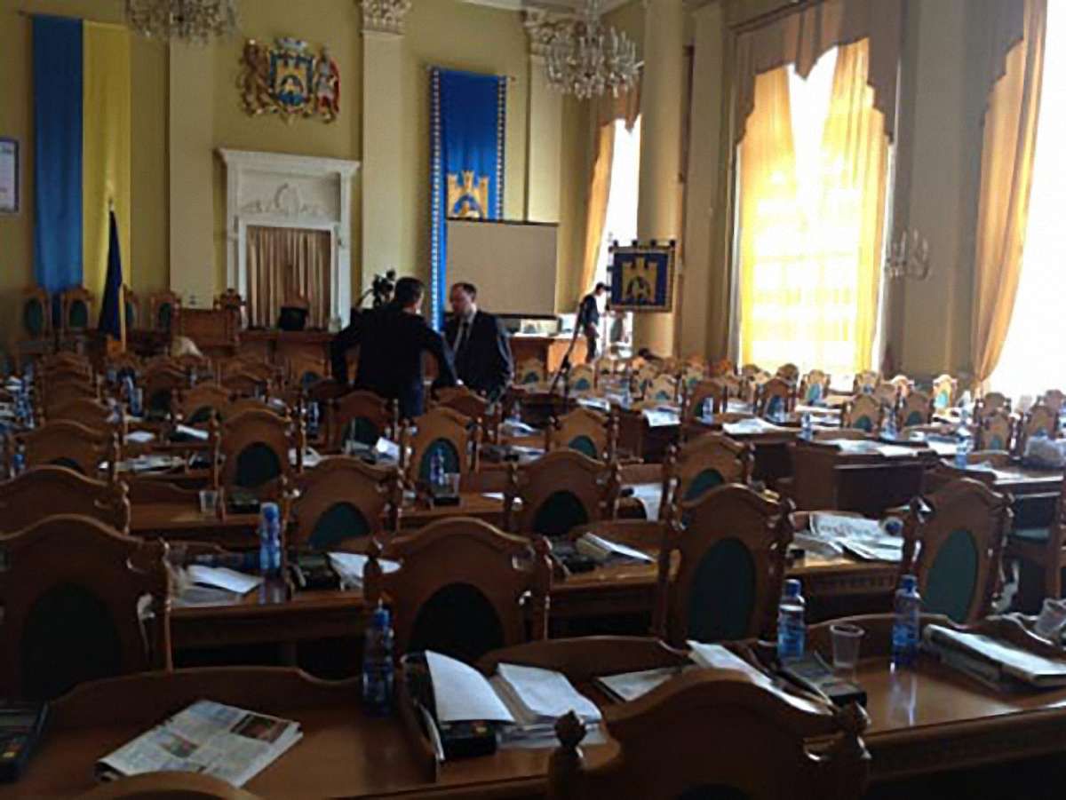 У сесійній залі Львівської міськради встановили додаткові камери спостереження