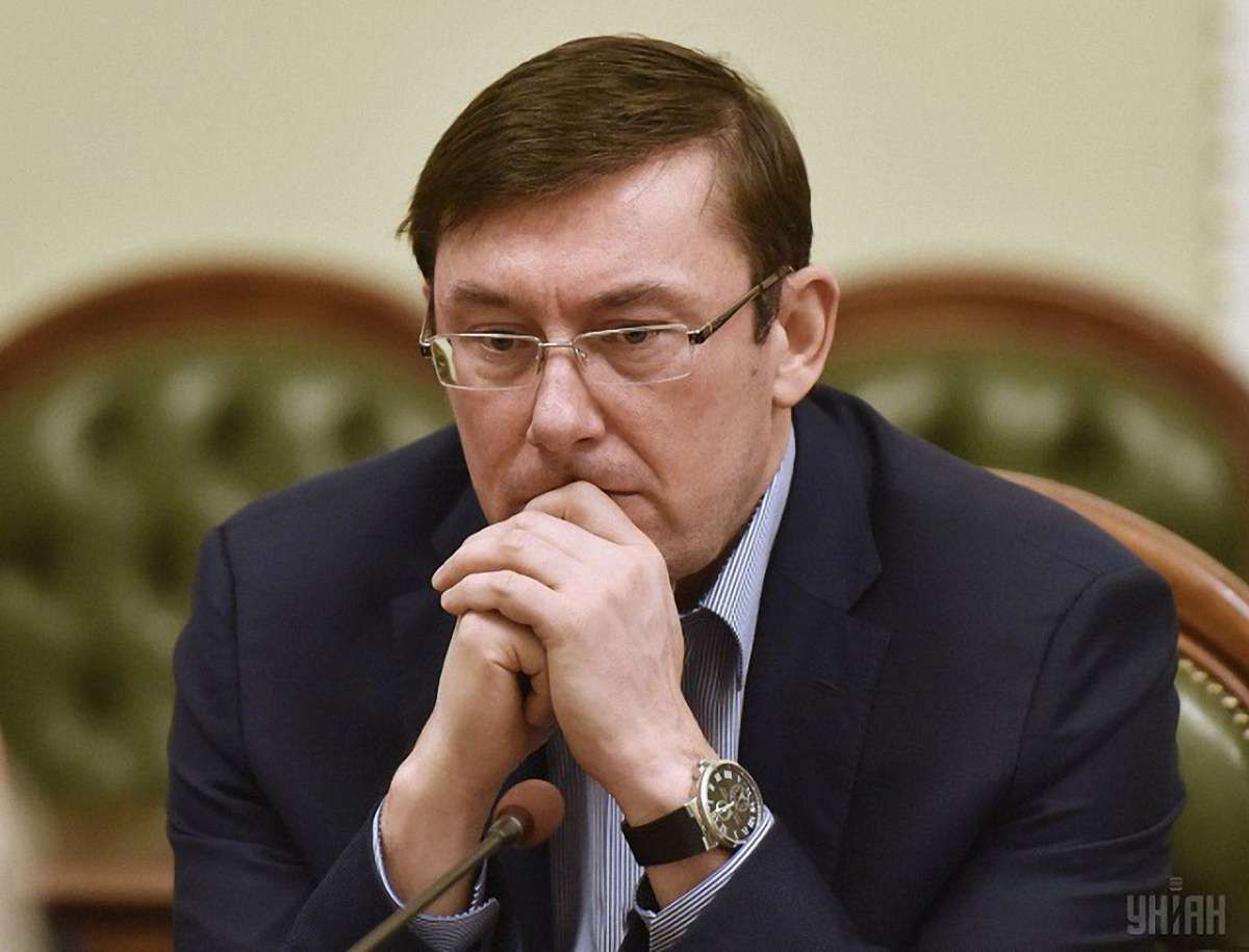 Юрій Луценко розповів, скільки заробляє за місяць