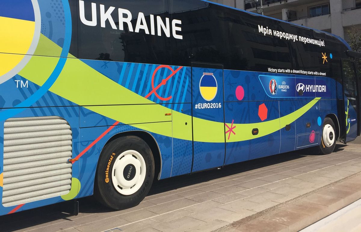 «Водієм автобусу була жінка», - тренер збірної України про погані прикмети на Євро-2016