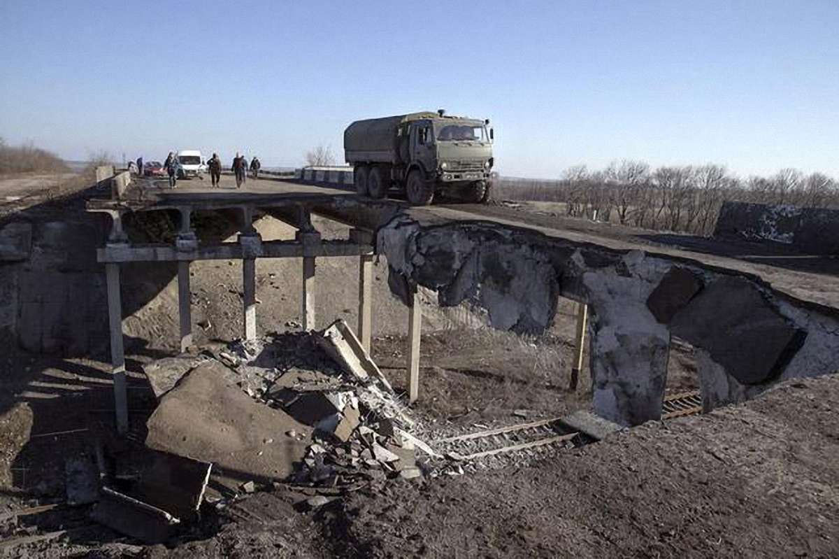 Голова Мінрегіонбуду розповів, скільки потрібно грошей на відновлення Донбасу
