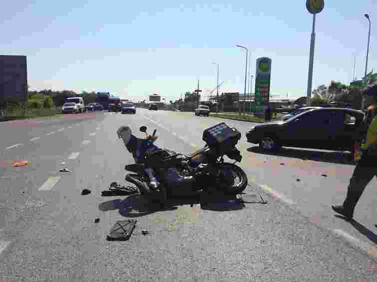 У ДТП на виїзді зі Львова постраждали троє людей, серед них дитина