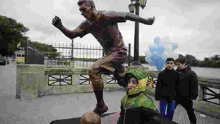 У Буенос-Айресі встановили пам'ятник футболісту Ліонелю Мессі