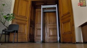Учасників засідань Львівської міськради перевірятимуть на металодетекторі