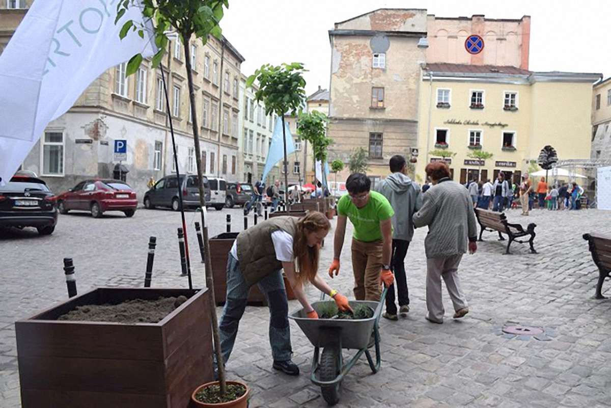 У Львові проводять конкурс на найкраще озеленення подвір’я та дахів