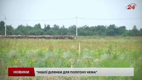 Городок потопає у смітті – відходи вивозять лише раз на тиждень