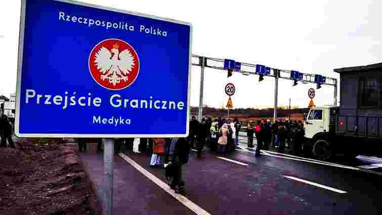 З цієї ночі Польща призупинить малий прикордонний рух для українців
