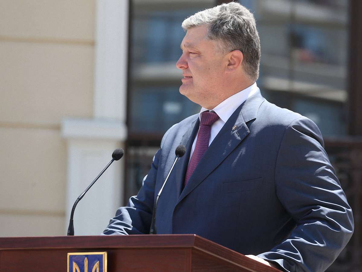 Порошенко розповів, чого сподівається від саміту НАТО