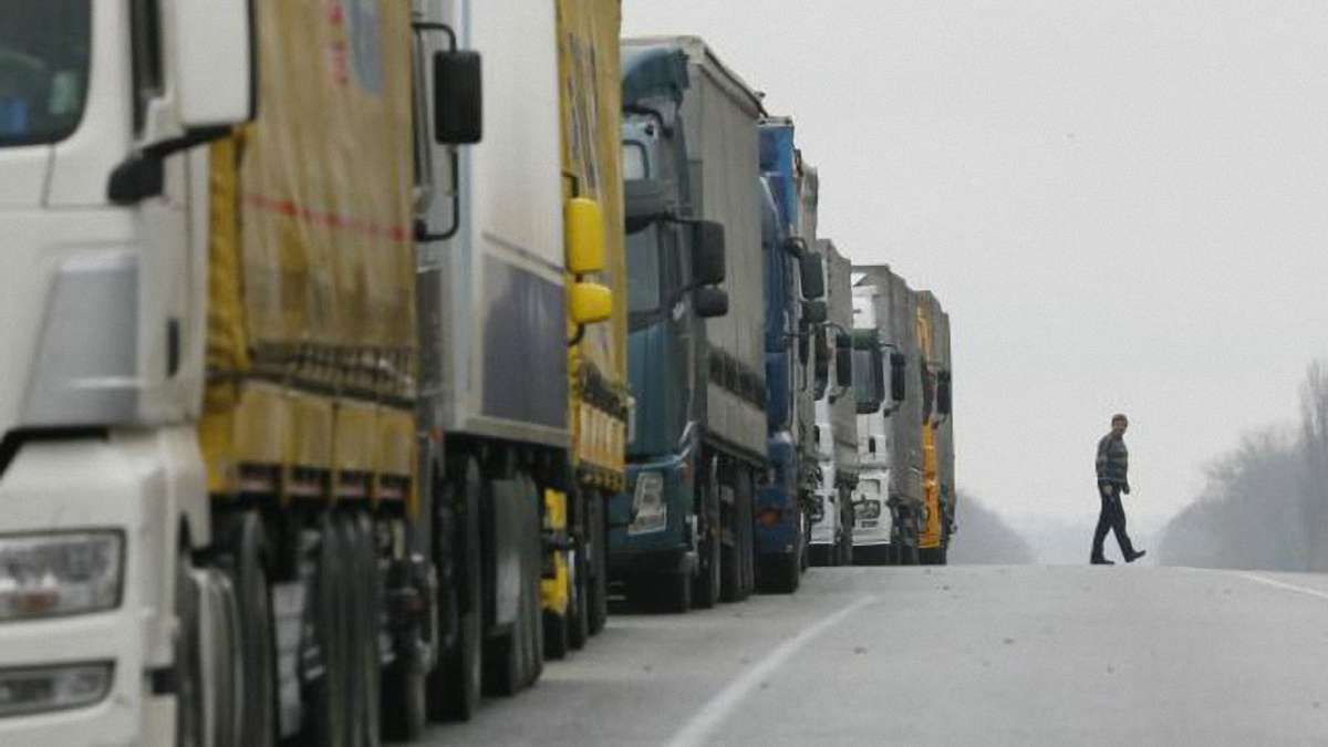 Росія посилила обмеження на транзит українських товарів через свою територію