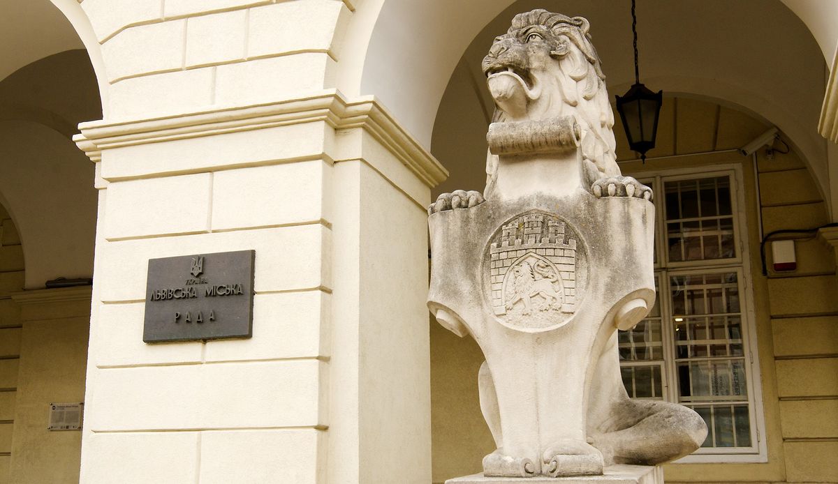 Львівська мерія відмовилась розглядати петицію про відставку Садового