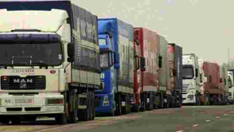 Росія заблокувала 50 вантажівок з українськими товарами для Казахстану