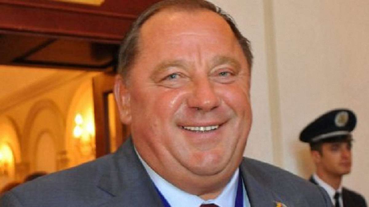 Прокуратура просить для скандального ректора Петра Мельника 12 років тюрми