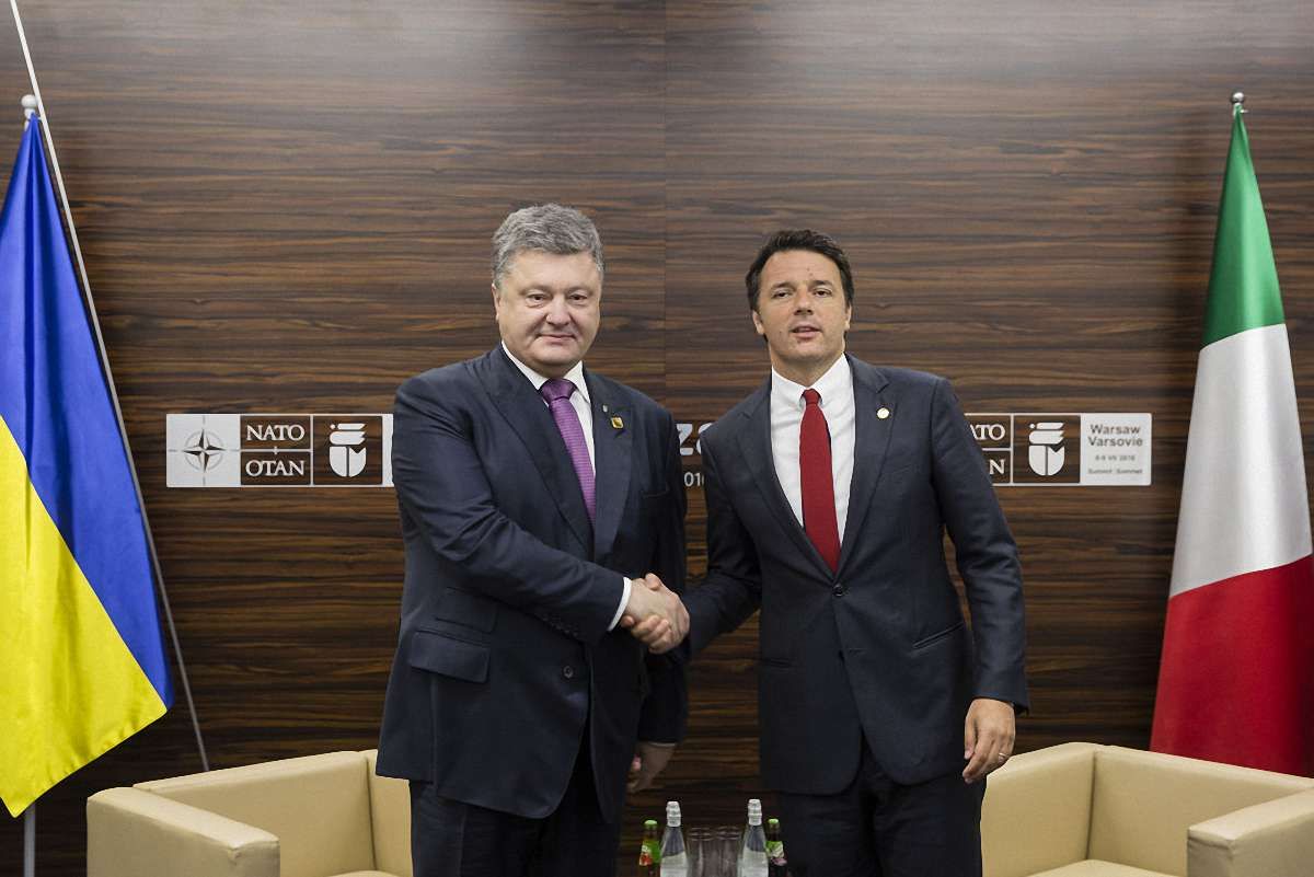 Італія збереже санкції щодо Росії до повного виконання Мінських домовленостей, - прем'єр Ренці