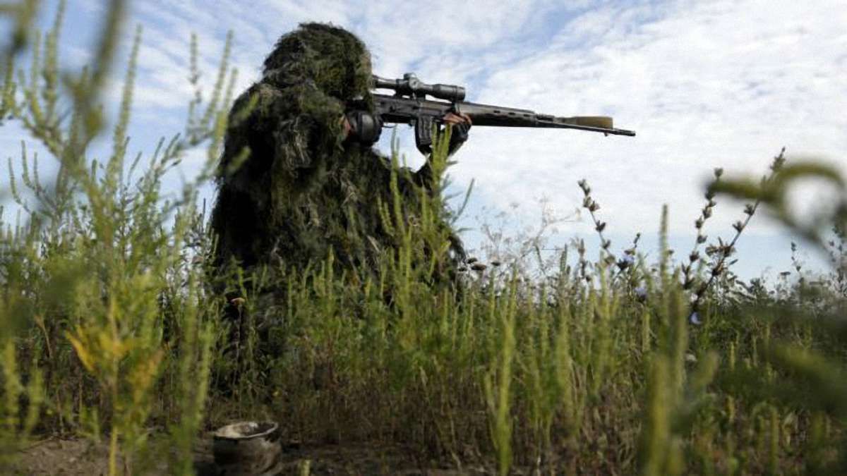 На Донеччині диверсанти бойовиків намагалися потрапити у тил оборони ЗСУ, - штаб АТО