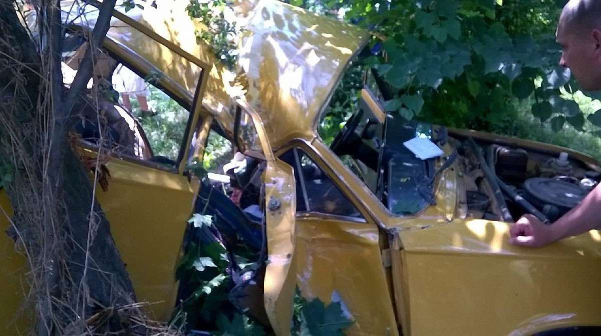 На Львівщині в аварії травмувалися чоловік та двоє дітей
