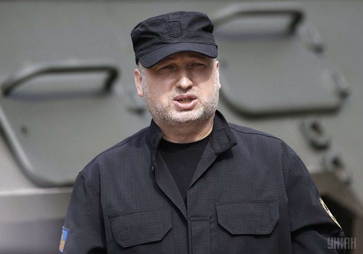 Турчинов виїхав на передову через загострення ситуації в зоні АТО