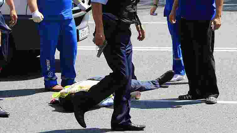 Внаслідок стрілянини в Алмати загинули один цивільний та троє поліцейських