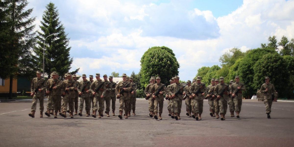 Цьогоріч на Львівщині призвали близько тисячі строковиків