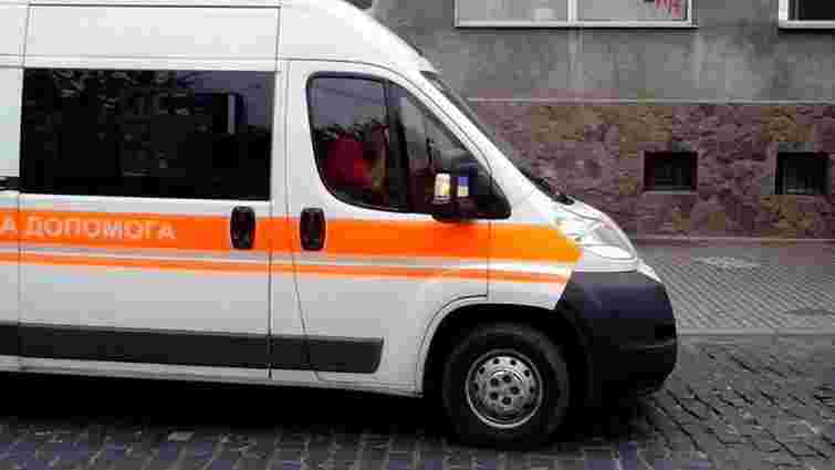 Мікроавтобус збив двох жінок з дітьми на тротуарі у Львові