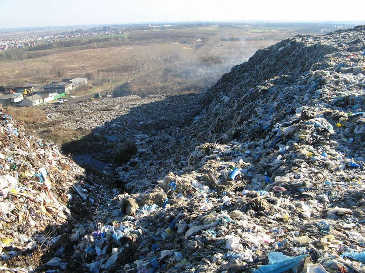 На Грибовицькому сміттєзвалищі встановлять два тепловізори та шість відеокамер
