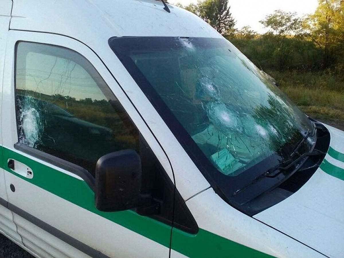 Поліція опублікувала фото підозрюваних у нападі на інкасаторів в Запорізькій області