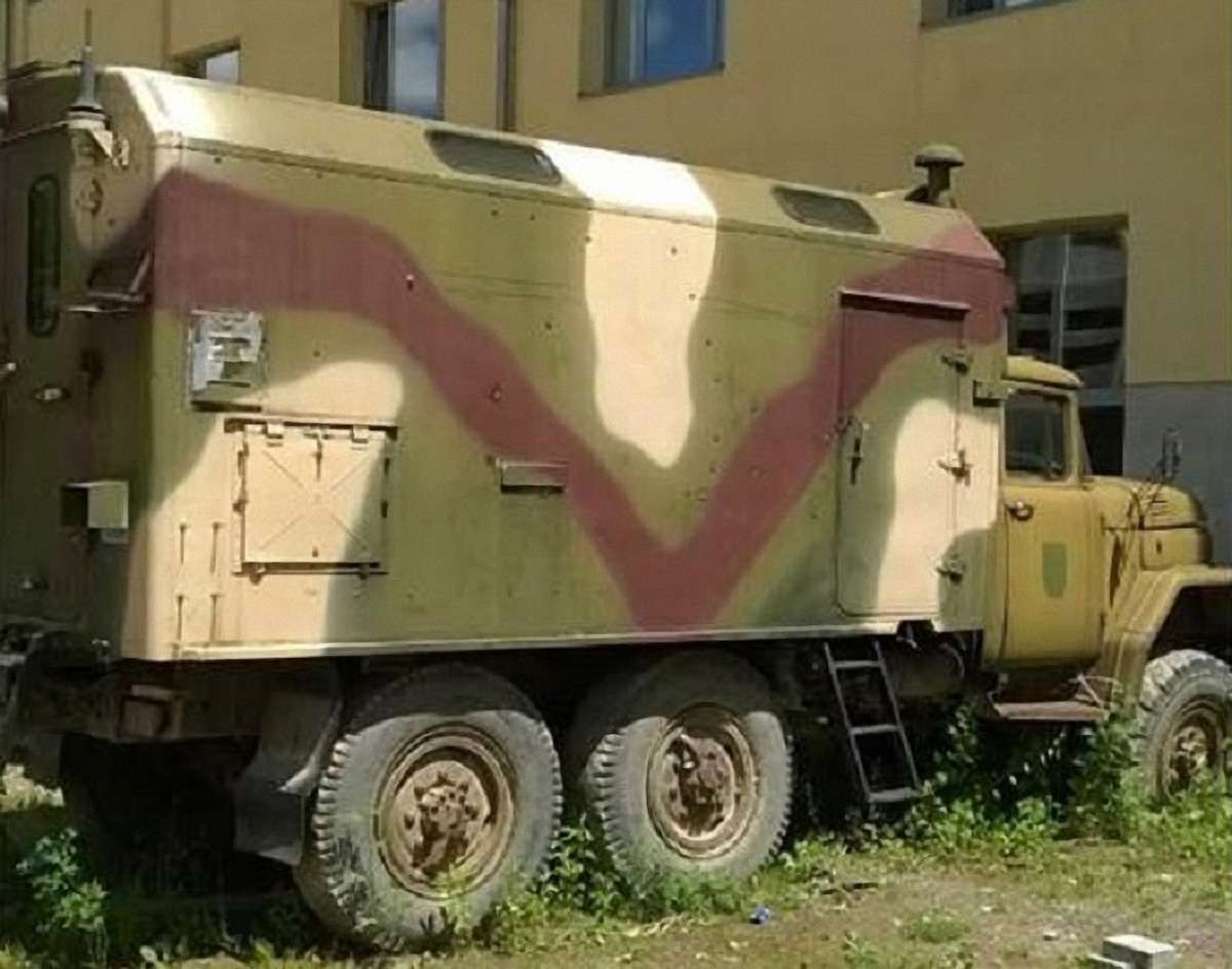 Львівські волонтери розробили для бійців АТО мобільну пральню і лазню