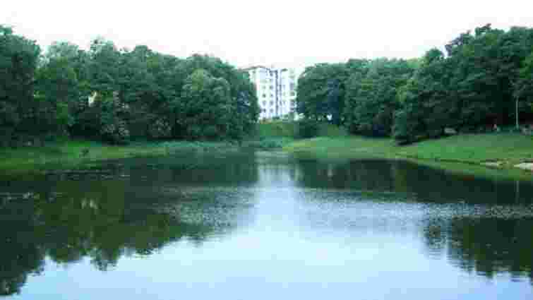 Завтра у Львові чиститимуть водойми у парку «Піскові озера» 