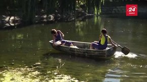 Піскові озера у Львові чистять бактеріями, що живуть у водоймі