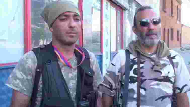 У Єревані нападники на будівлю поліції відмовилися здаватися правоохоронцям