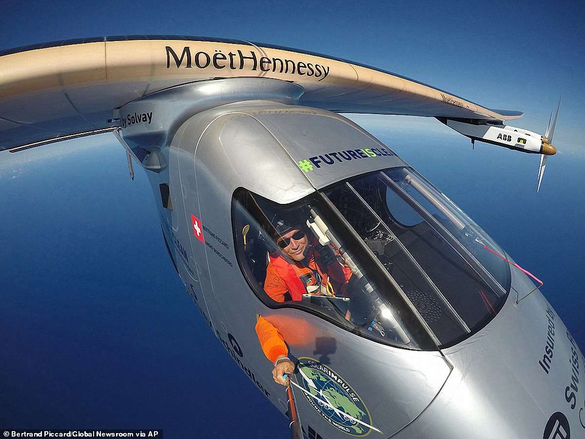 Літак Solar Impulse 2 сьогодні завершує свою кругосвітню подорож