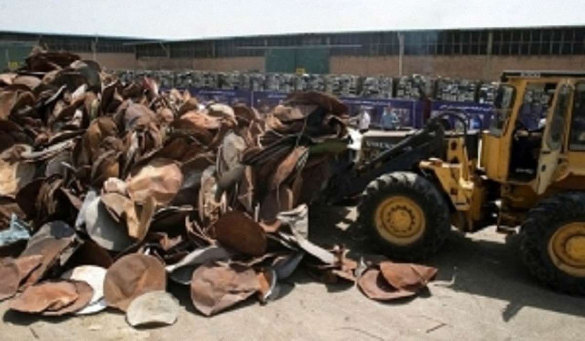 Під гаслами захисту моралі в Ірані знищили 100 тис. супутникових антен