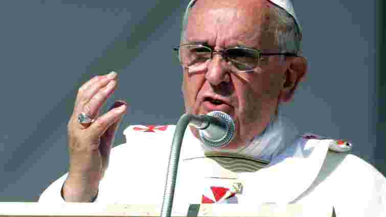 Папа Франциск застеріг черниць від надмірного використання соцмереж