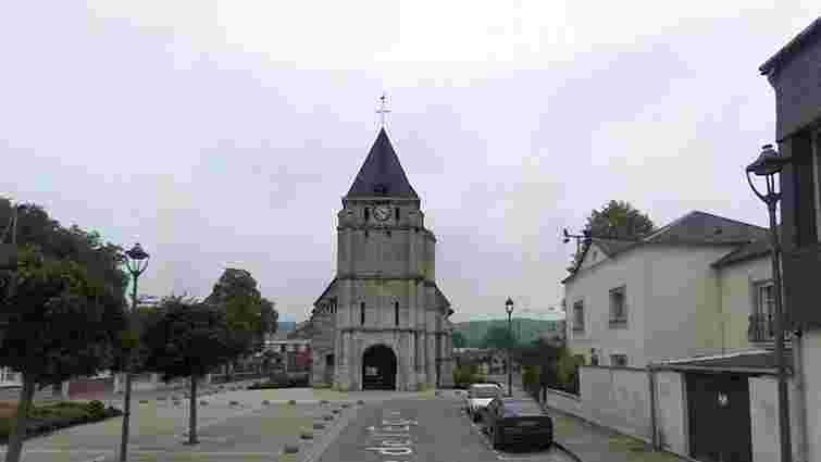У Франції невідомі захопили заручників в церкві