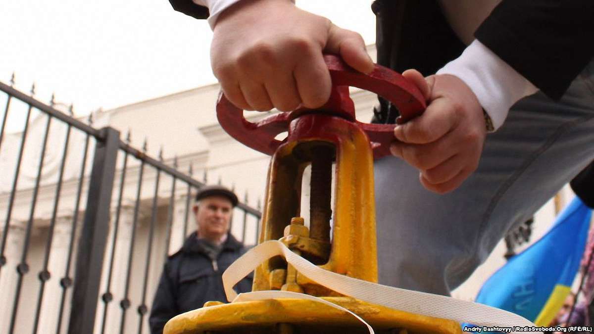 Українці масово відмовляються від опалення газом