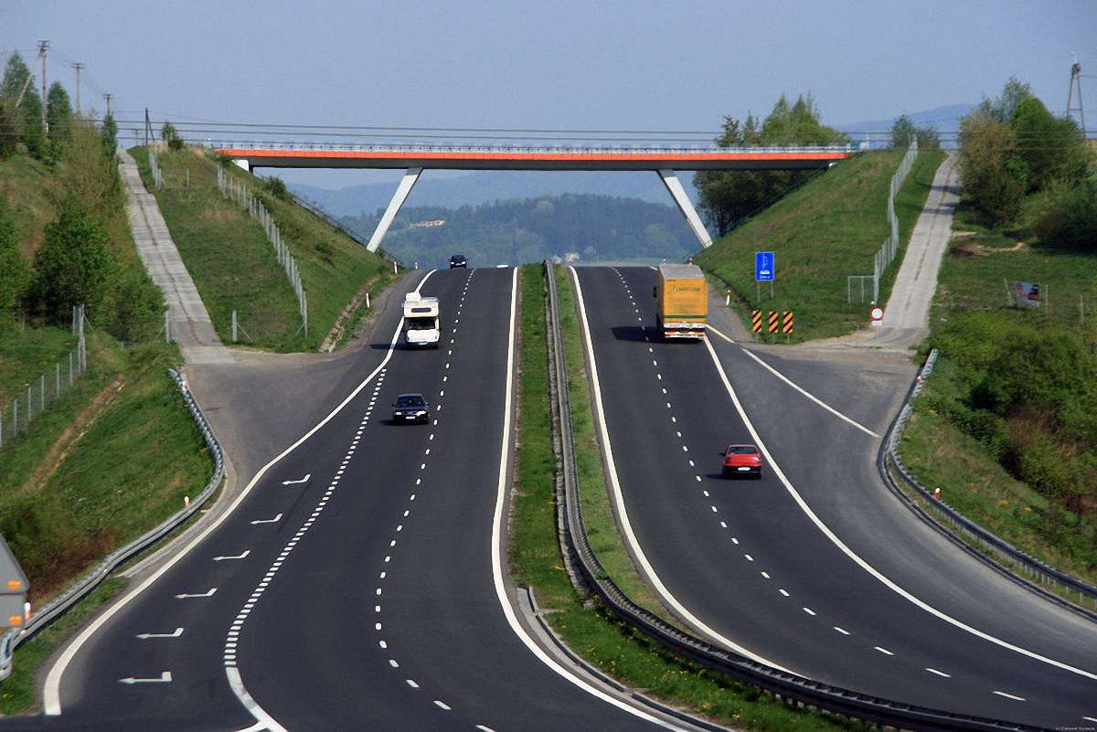 Проїзд платною дорогою Київ-Одеса оцінили у 900 гривень