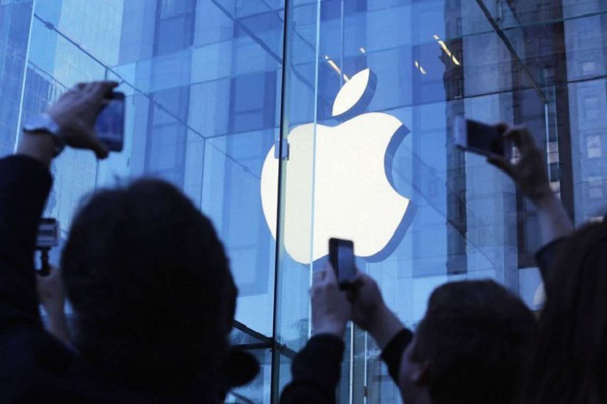 Apple продала мільярдний iPhone