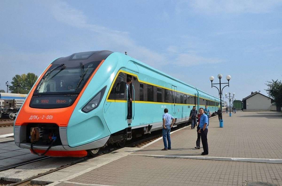«Львівська залізниця» скасувала потяг Львів – Івано-Франківськ