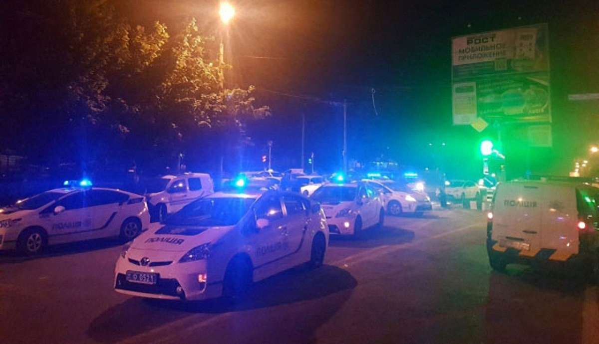 У Харкові поліція ледь врятувала п’яного винуватця ДТП від самосуду мешканців