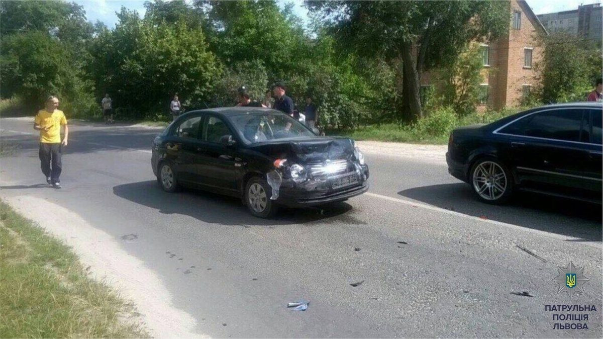 Нетверезий водій спричинив ДТП, втікаючи від поліцейських