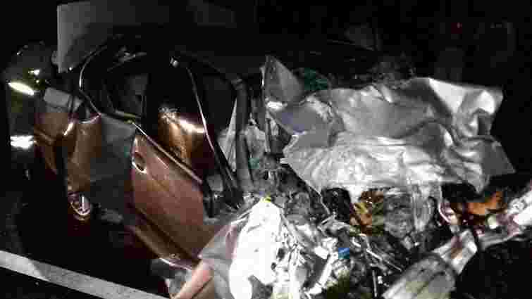Внаслідок зіткнення з вантажівкою загинув водій BMW