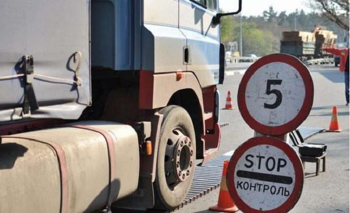 На Львівщині перевантажені фури за тиждень оштрафували на майже €2 тис.