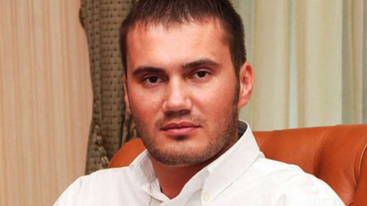 Суд Євросоюзу зняв санкції із загиблого сина Януковича