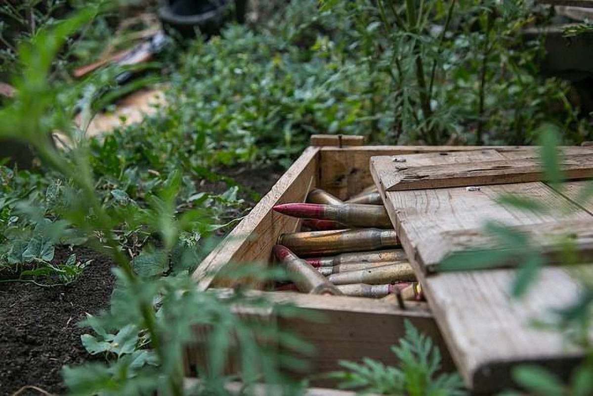 Снайпери бойовиків у Мар'їнці стріляють із гвинтівок калібру 12,7 мм
