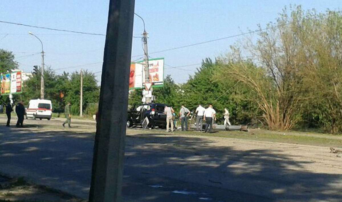У Луганську підірвали автомобіль лідера ЛНР, дві людини поранені