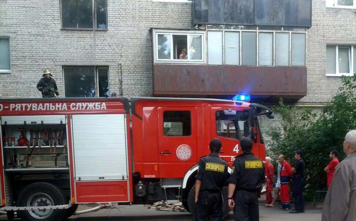 У Львові в сміттєпроводі житлового будинку виникла пожежа