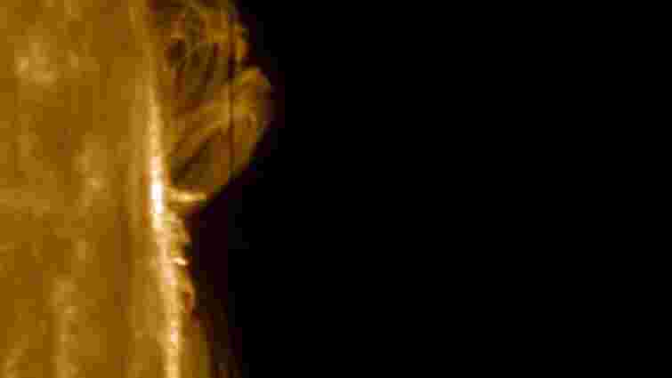 NASA вдалося зняти унікальний плазмовий дощ на поверхні Сонця