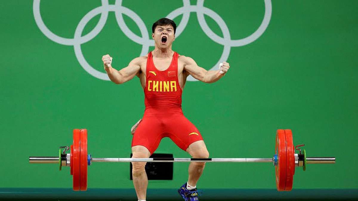 Китайський штангіст встановив новий світовий рекорд на Олімпіаді-2016
