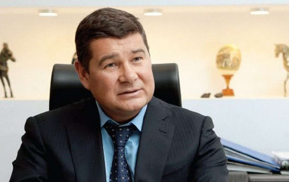 Суд заарештував рахунки Олександра Онищенка в латвійських банках